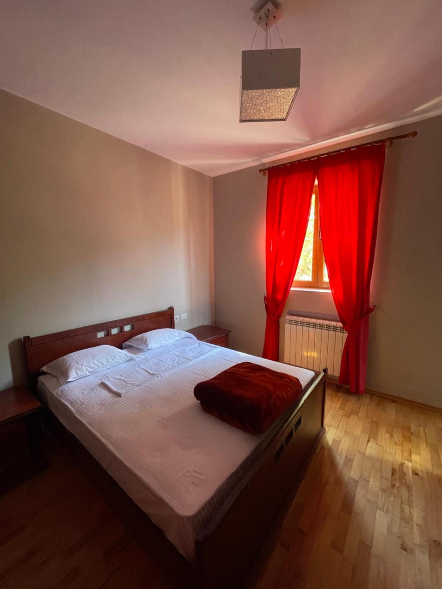 Lura Hotel Fushe-Lure 外观 照片