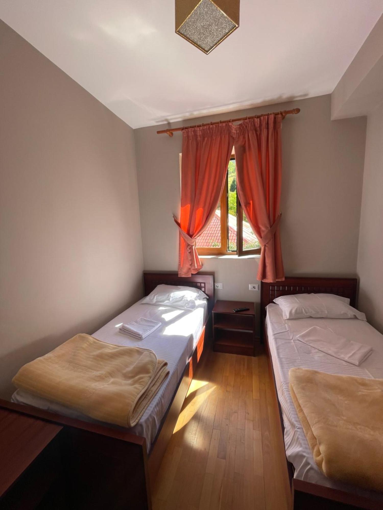 Lura Hotel Fushe-Lure 外观 照片