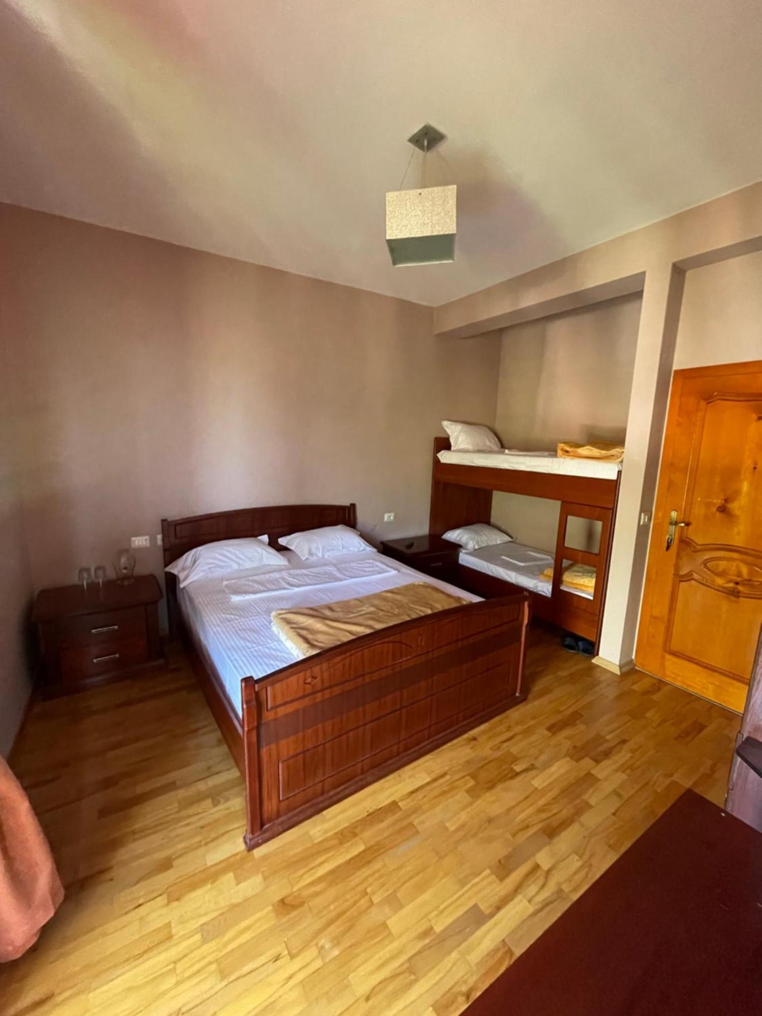Lura Hotel Fushe-Lure 外观 照片