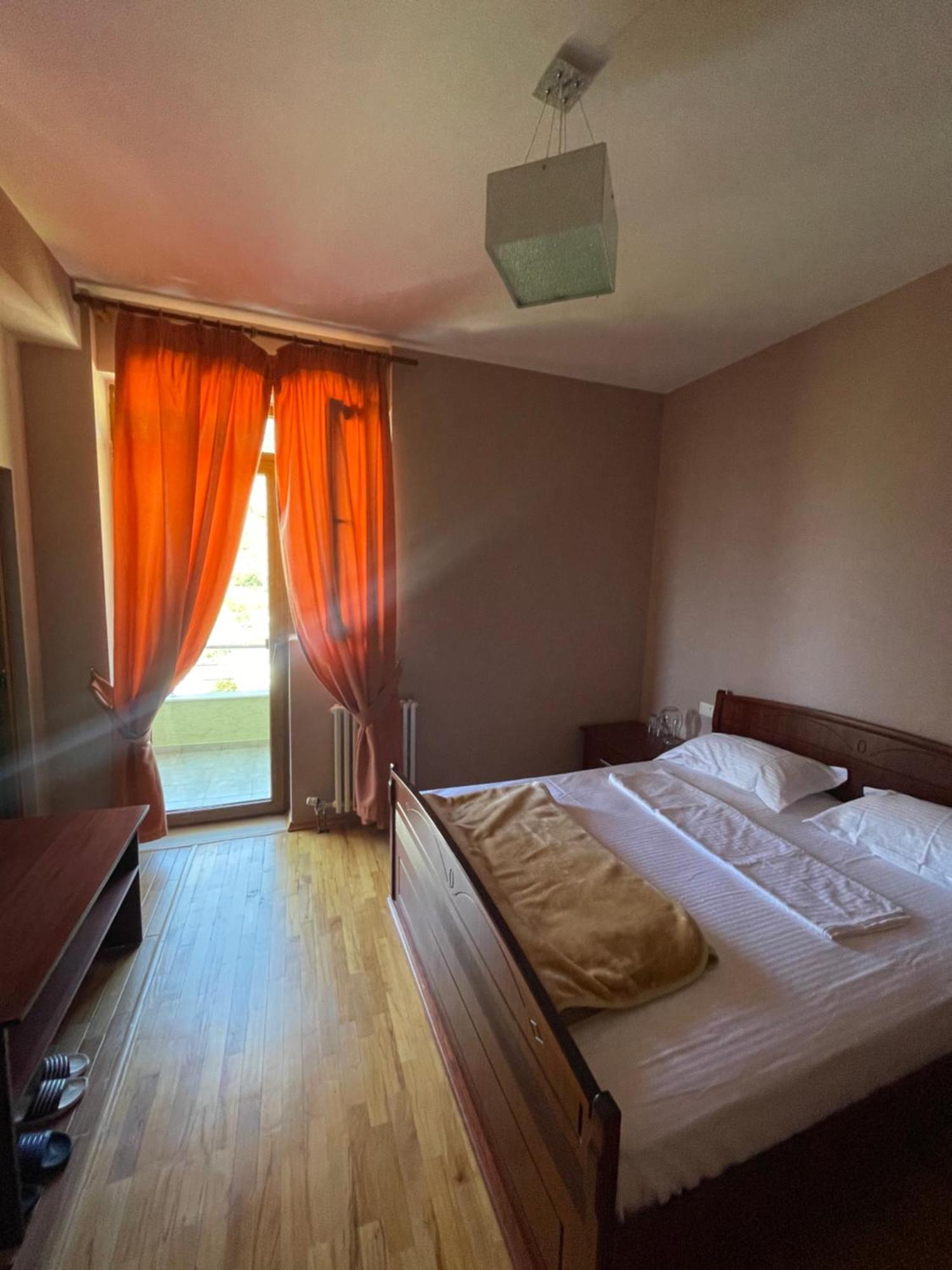 Lura Hotel Fushe-Lure 外观 照片