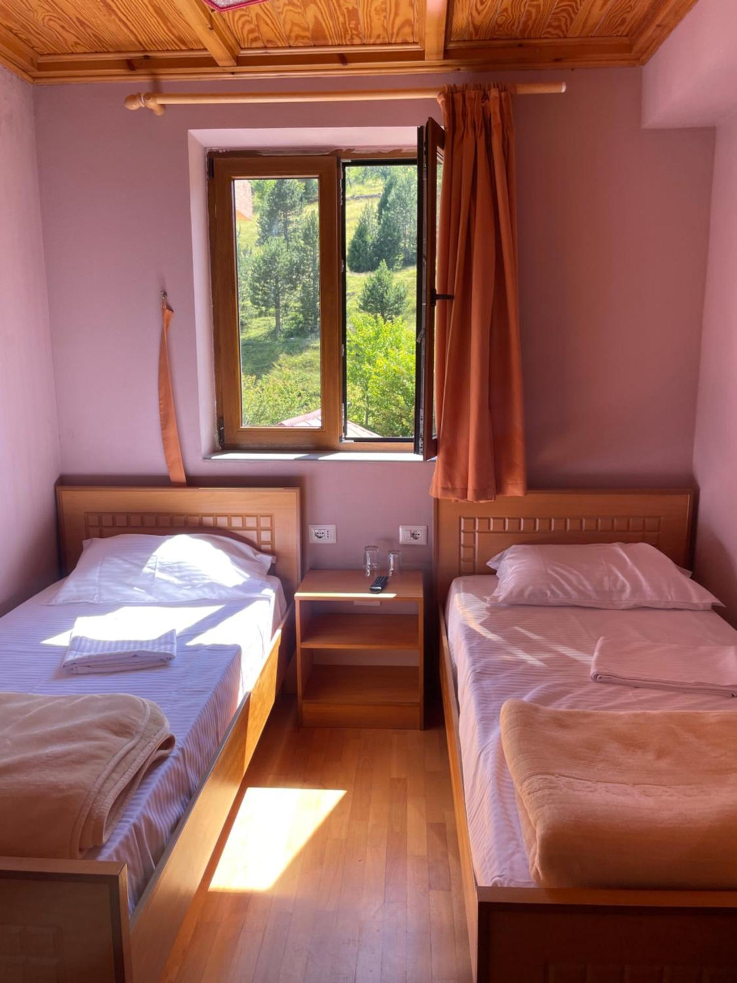 Lura Hotel Fushe-Lure 外观 照片