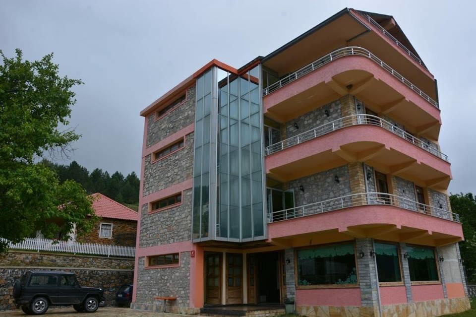 Lura Hotel Fushe-Lure 外观 照片